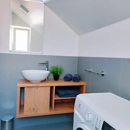 Aquarelle Apartments Primosten Apt No 1 And 3 아파트 프리모스턴