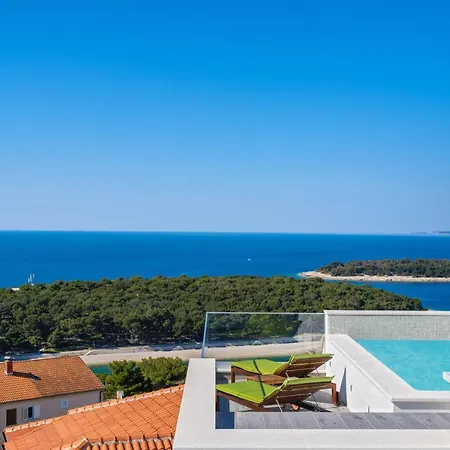 Aquarelle Apartments Primosten Apt No 1 And 3 *