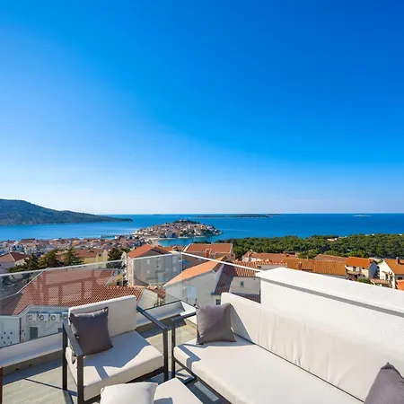 Aquarelle Apartments Primosten Apt No 1 And 3 *