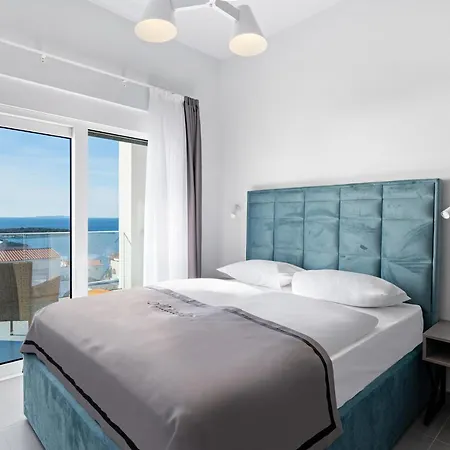 Aquarelle Apartments Primosten Apt No 1 And 3 * 프리모스턴