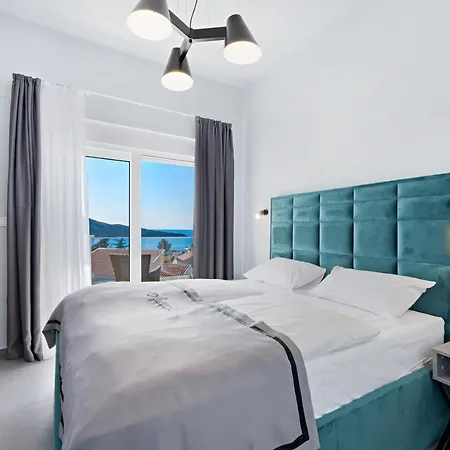 Aquarelle Apartments Primosten Apt No 1 And 3 아파트 프리모스턴