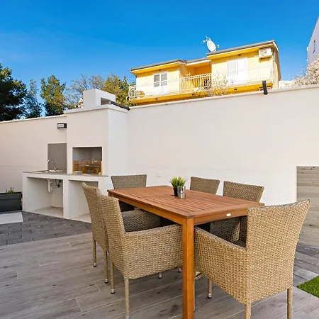 Aquarelle Apartments Primosten Apt No 1 And 3 * Primošten