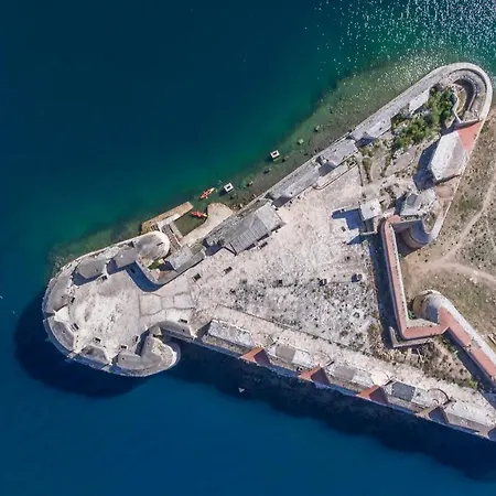 Aquarelle Apartments Primosten Apt No 1 And 3 * Primošten