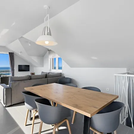 Aquarelle Apartments Primosten Apt No 1 And 3 아파트 *