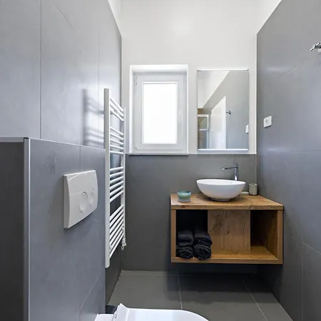 Apartment Aquarelle Apartments Primosten Apt No 1 And 3 *