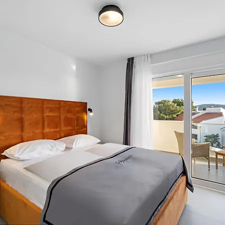 아파트 Aquarelle Apartments Primosten Apt No 1 And 3 프리모스턴