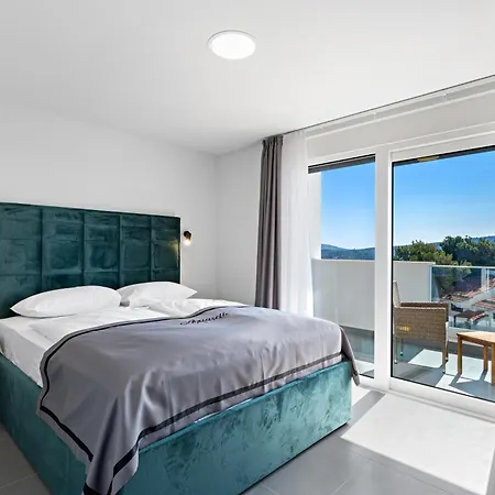 Apartment Aquarelle Apartments Primosten Apt No 1 And 3 Primošten