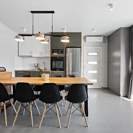 Aquarelle Apartments Primosten Apt No 1 And 3