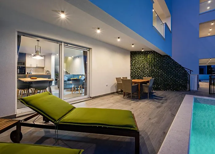 Appartement Aquarelle Apartments Primosten Apt No 1 And 3 *